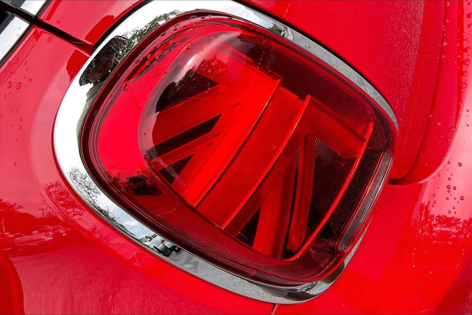 Used 2024 MINI Cooper 2-Door Hardtop FWD image 26