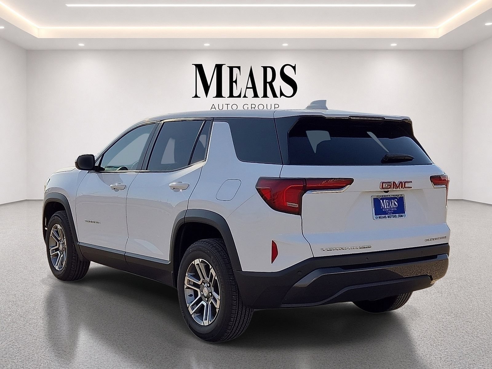 Used 2026 GMC Terrain Elevation AWD/4WD image 3