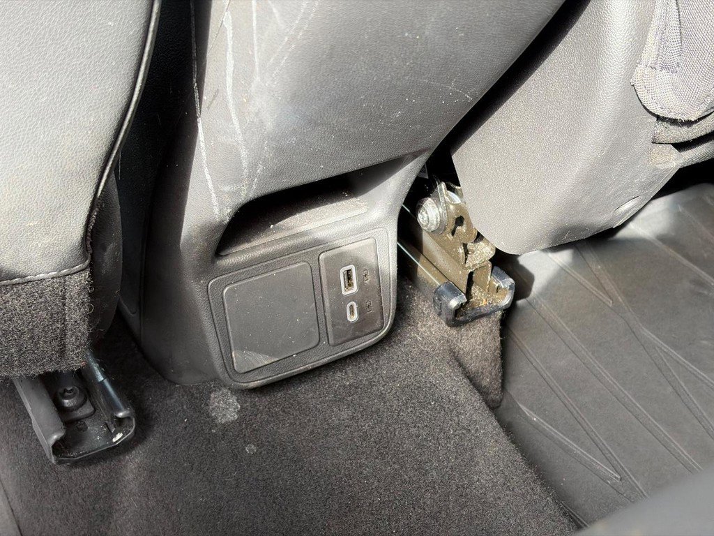 Used 2023 Buick Encore GX Preferred w/ Cold Weather Comfort Package image 11