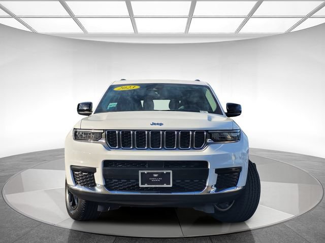 Used 2023 Jeep Grand Cherokee L Laredo AWD/4WD image 2