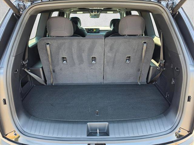 Used 2027 Kia Telluride S w/ Towing Package AWD/4WD image 17