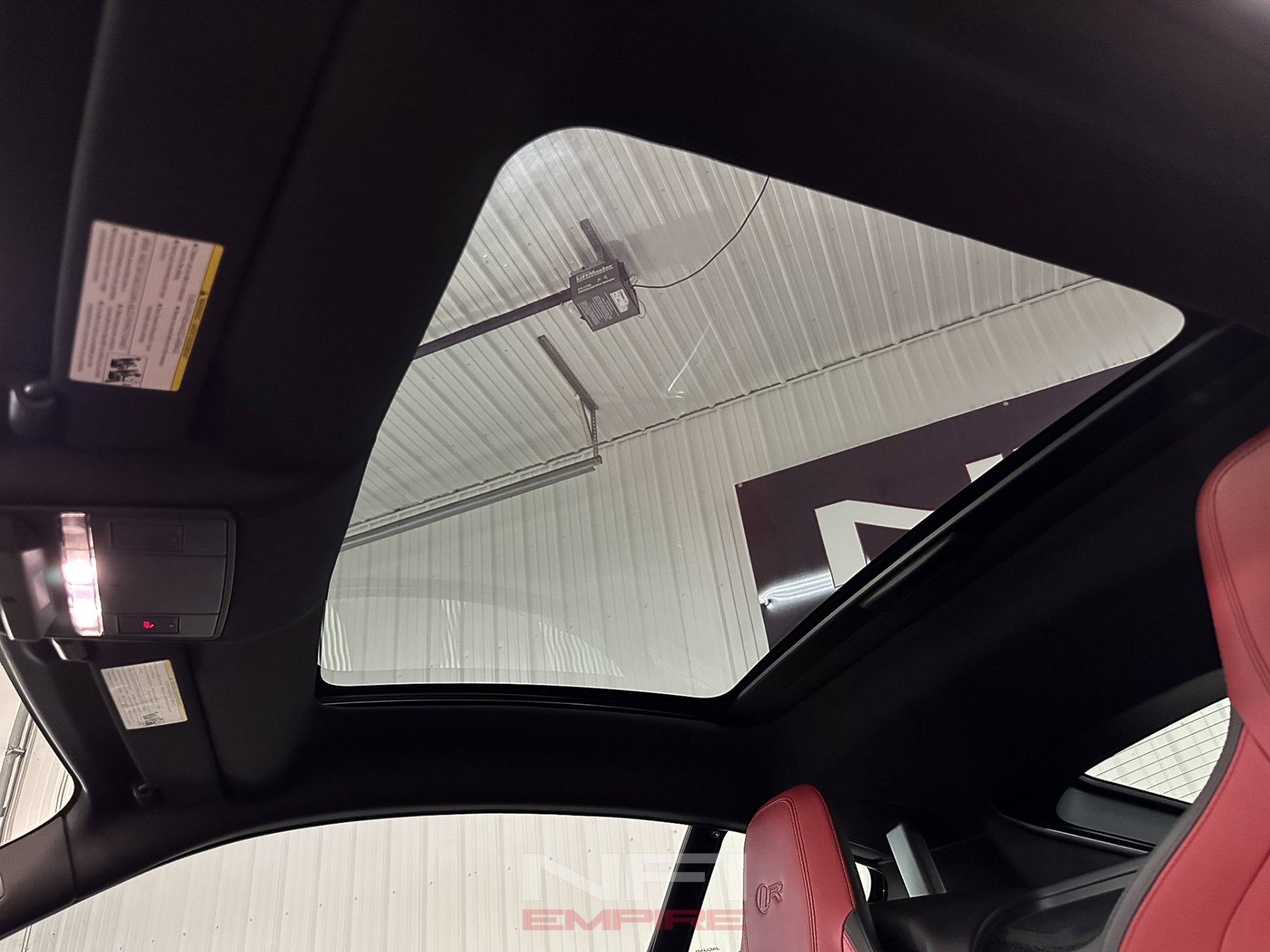 Used 2018 Jaguar F-TYPE R AWD/4WD image 42