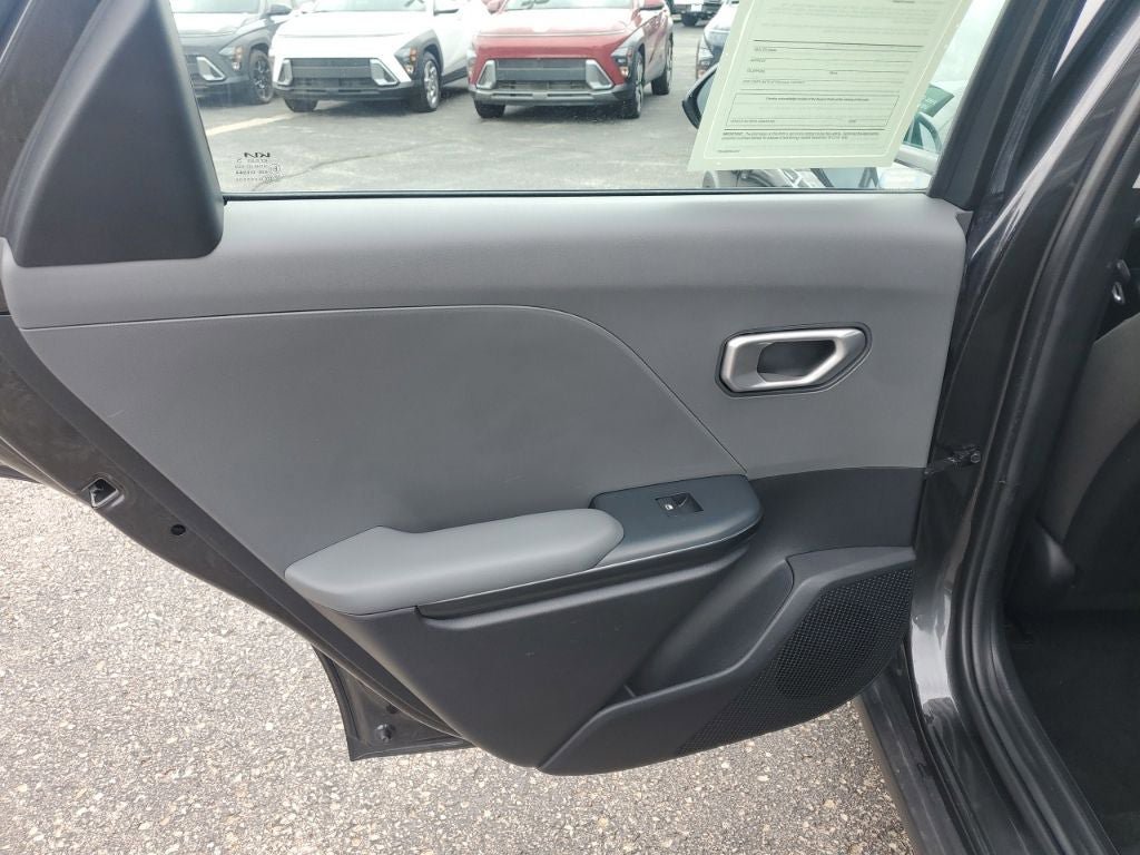 Used 2025 Kia K4 FWD image 31