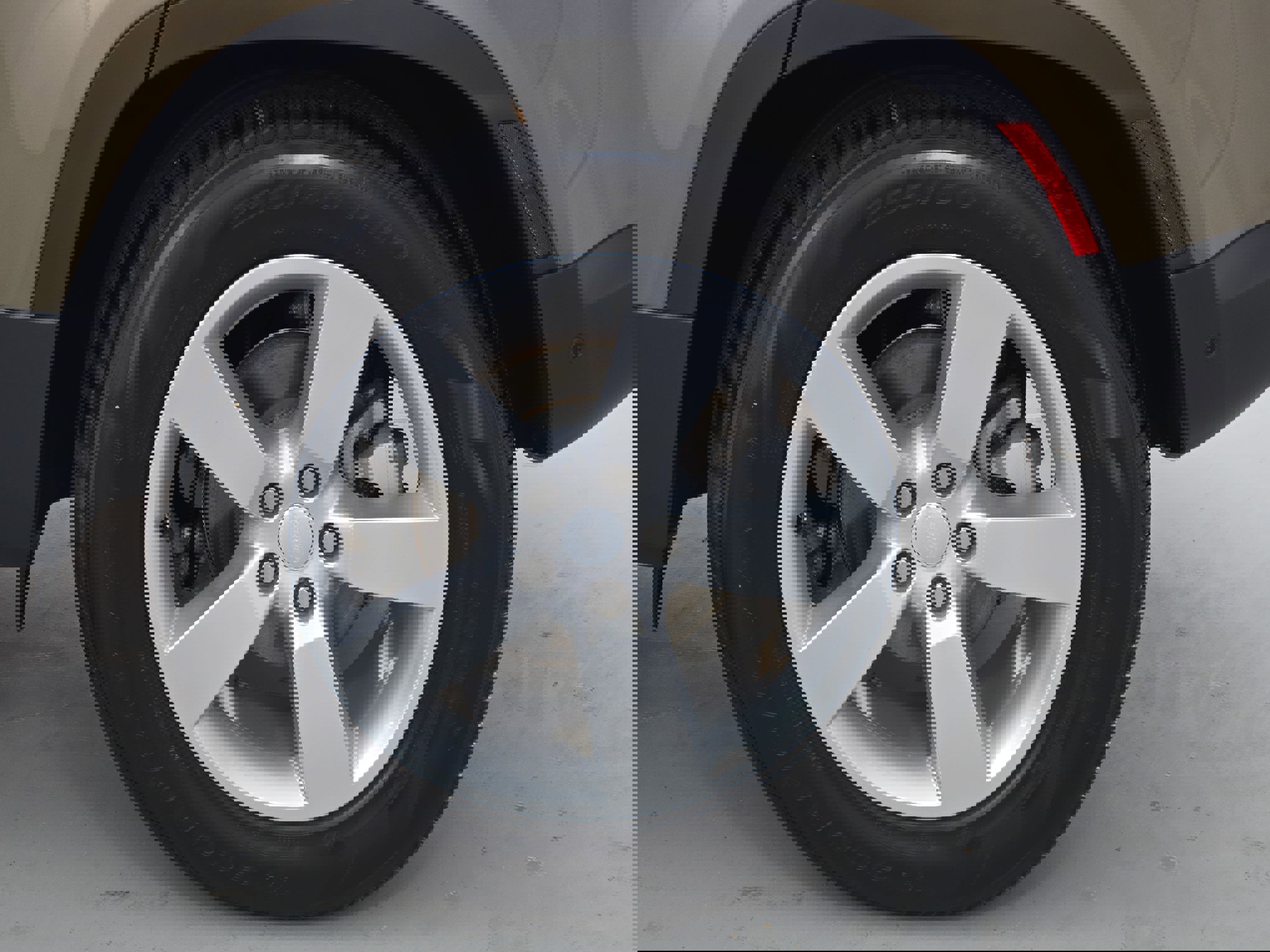 Used 2024 Land Rover Defender 110 S image 33