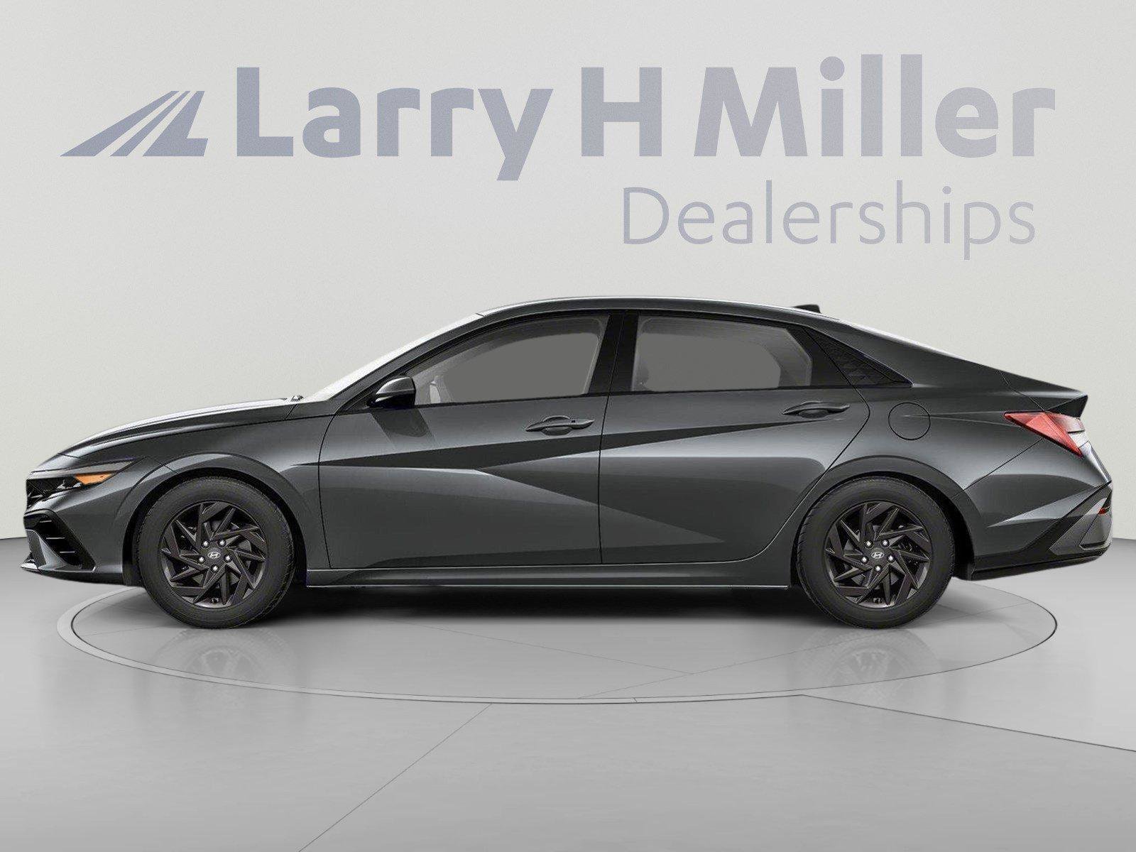 New 2025 Hyundai Elantra Sport w/ Cargo Package FWD image 2
