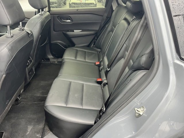 Certified 2023 Nissan Rogue SV w/ SV Premium B Package image 13