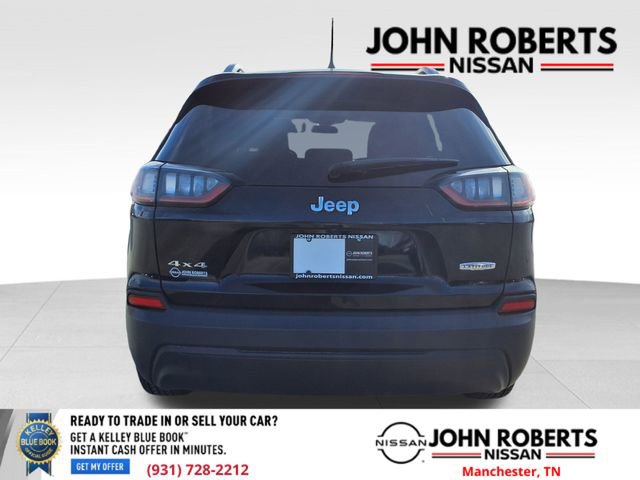 Used 2020 Jeep Cherokee Latitude w/ Mopar Interior Package image 15