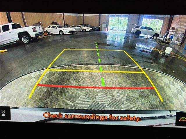 Used 2023 Toyota RAV4 LE AWD/4WD image 29