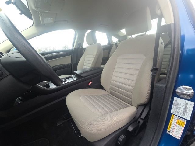 Used 2018 Ford Fusion S image 22