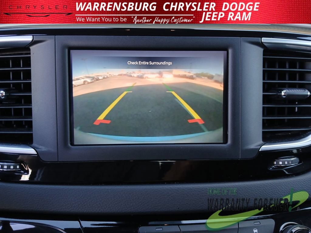 Used 2023 Chrysler Voyager LX FWD image 22