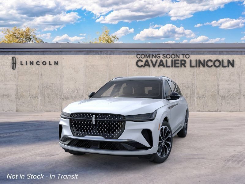 New 2026 Lincoln Nautilus Reserve AWD/4WD image 2