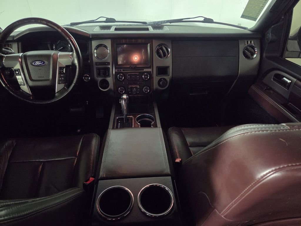 Used 2016 Ford Expedition EL Platinum image 27