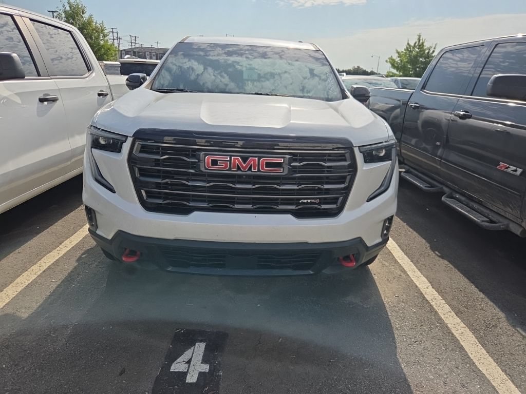 Used 2025 GMC Acadia AT4 AWD/4WD image 2