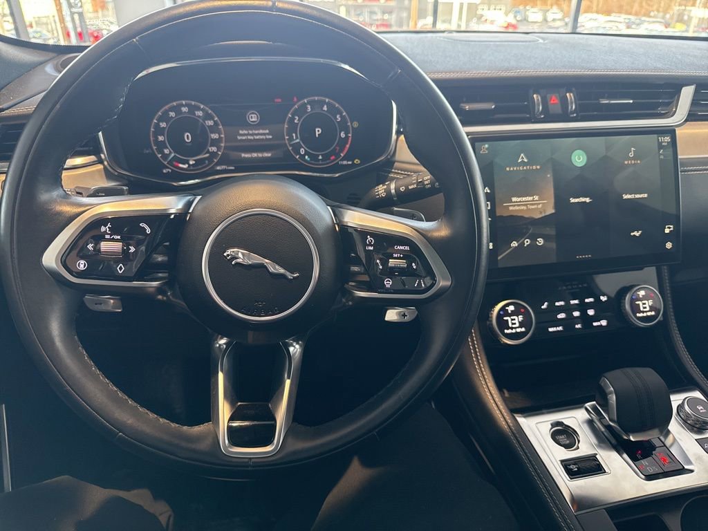Used 2025 Jaguar F-PACE R-Dynamic S AWD/4WD image 39