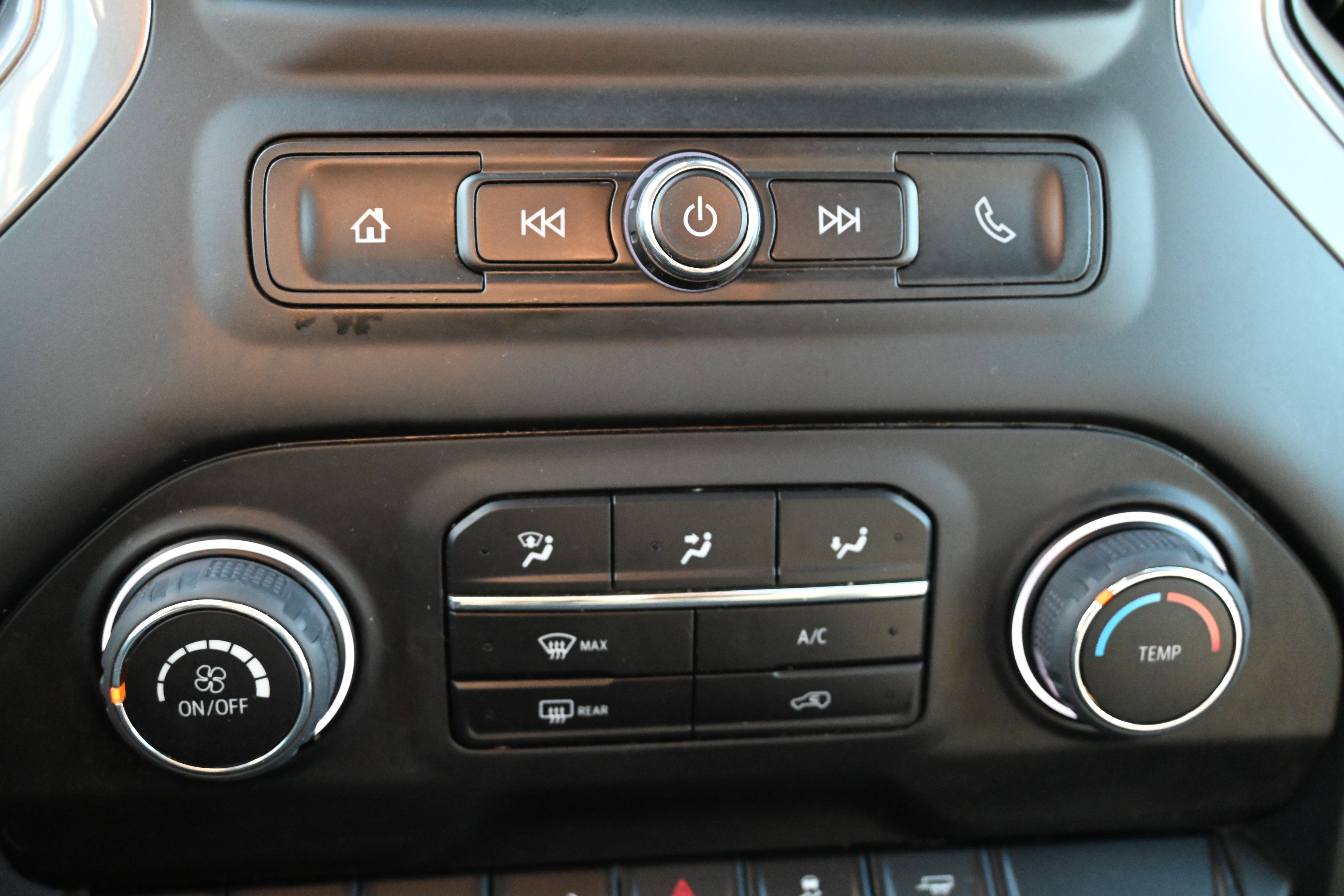 Used 2022 Chevrolet Silverado 1500 Custom image 27