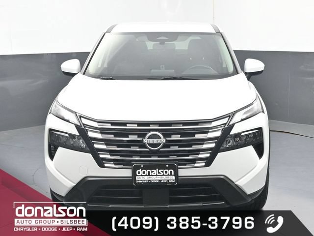 Used 2025 Nissan Rogue SV AWD/4WD image 3