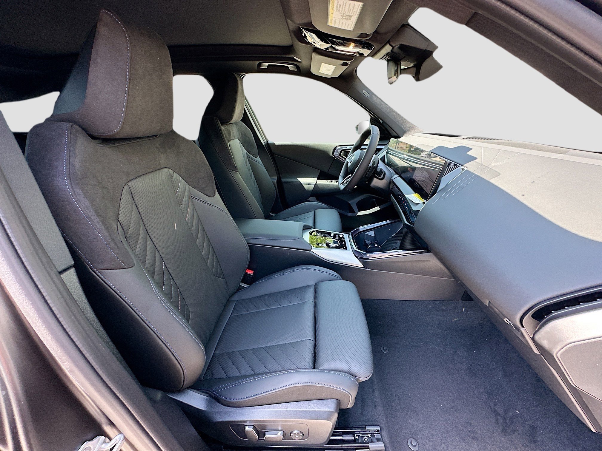 Used 2025 BMW X3 xDrive30i w/ Premium Package AWD/4WD image 22