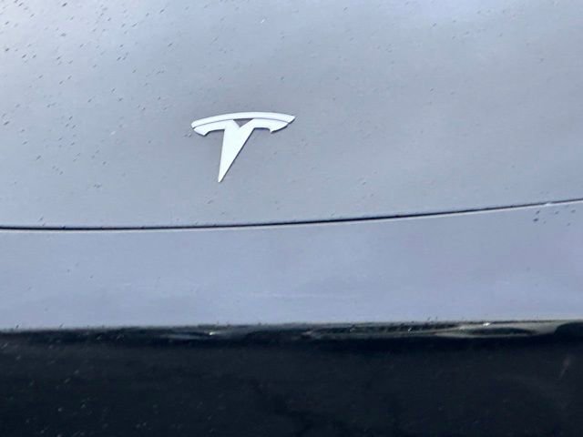 Used 2022 Tesla Model Y Performance image 4