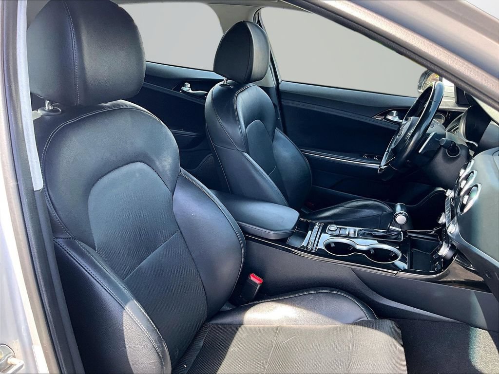Used 2018 Kia Stinger Premium w/ Paint Protection Package AWD/4WD image 7