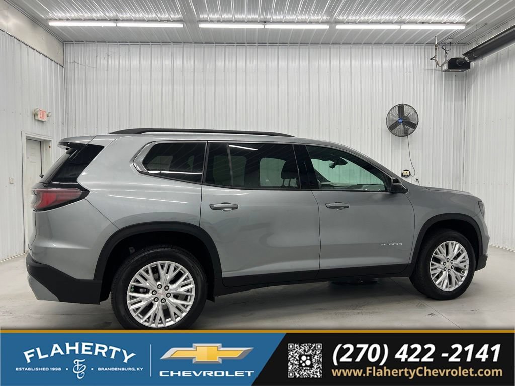 Used 2026 GMC Acadia Elevation w/ Elevation Premium Package FWD image 2