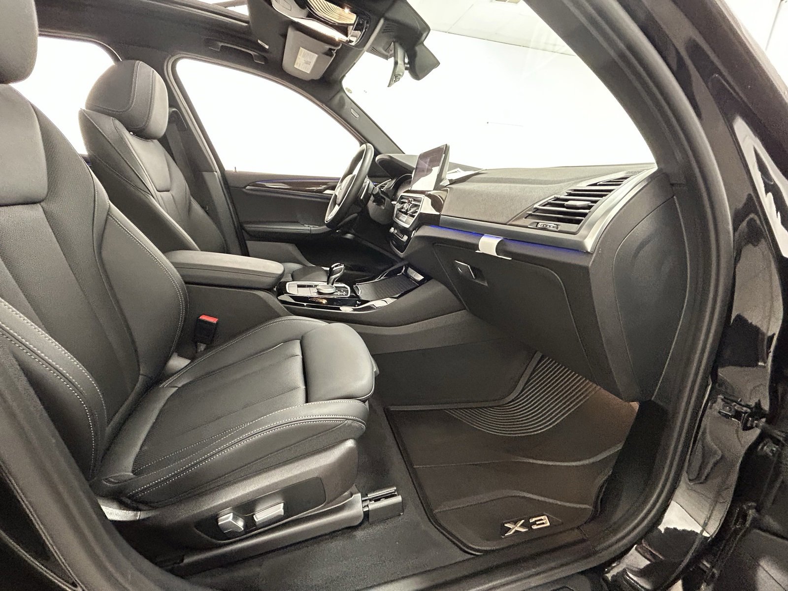 Used 2023 BMW X3 xDrive30i w/ Premium Package image 41