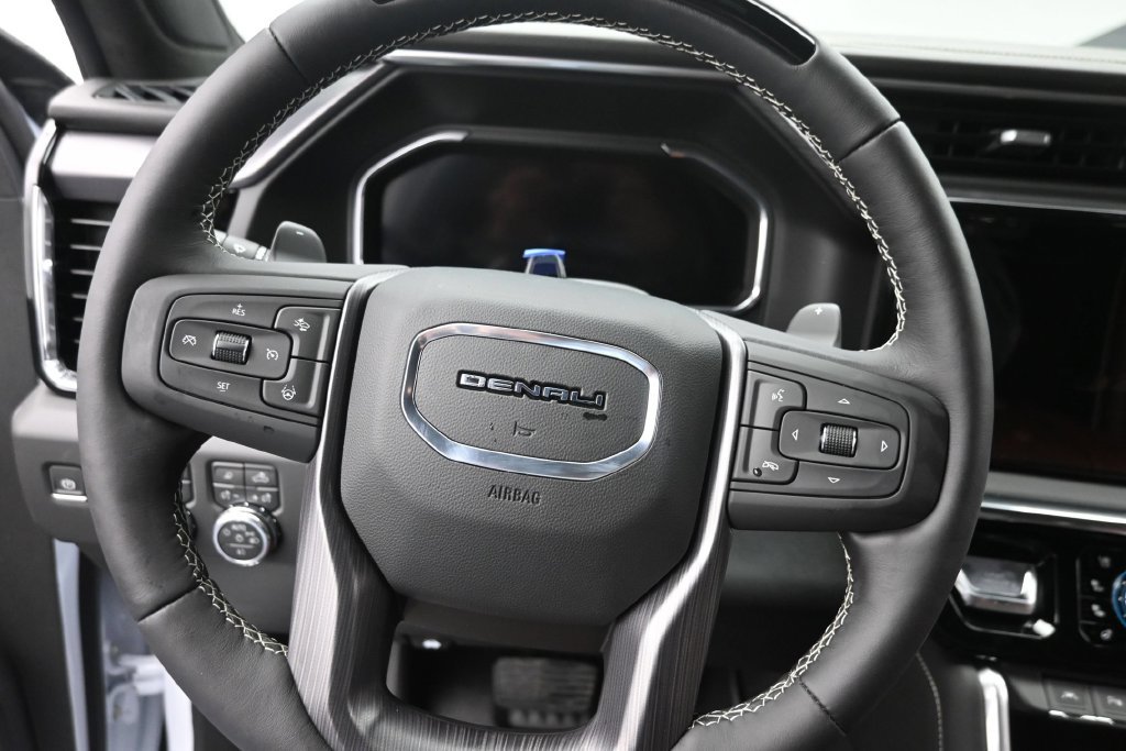 New 2026 GMC Sierra 1500 Denali Ultimate AWD/4WD image 17