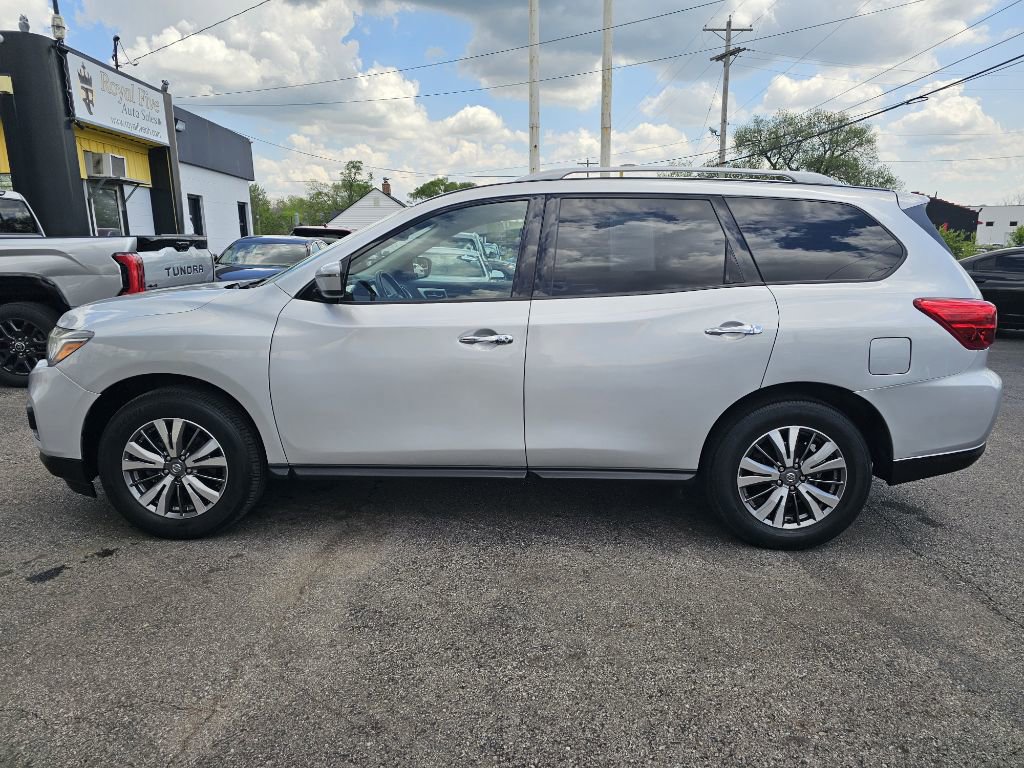 Used 2020 Nissan Pathfinder SV AWD/4WD image 10
