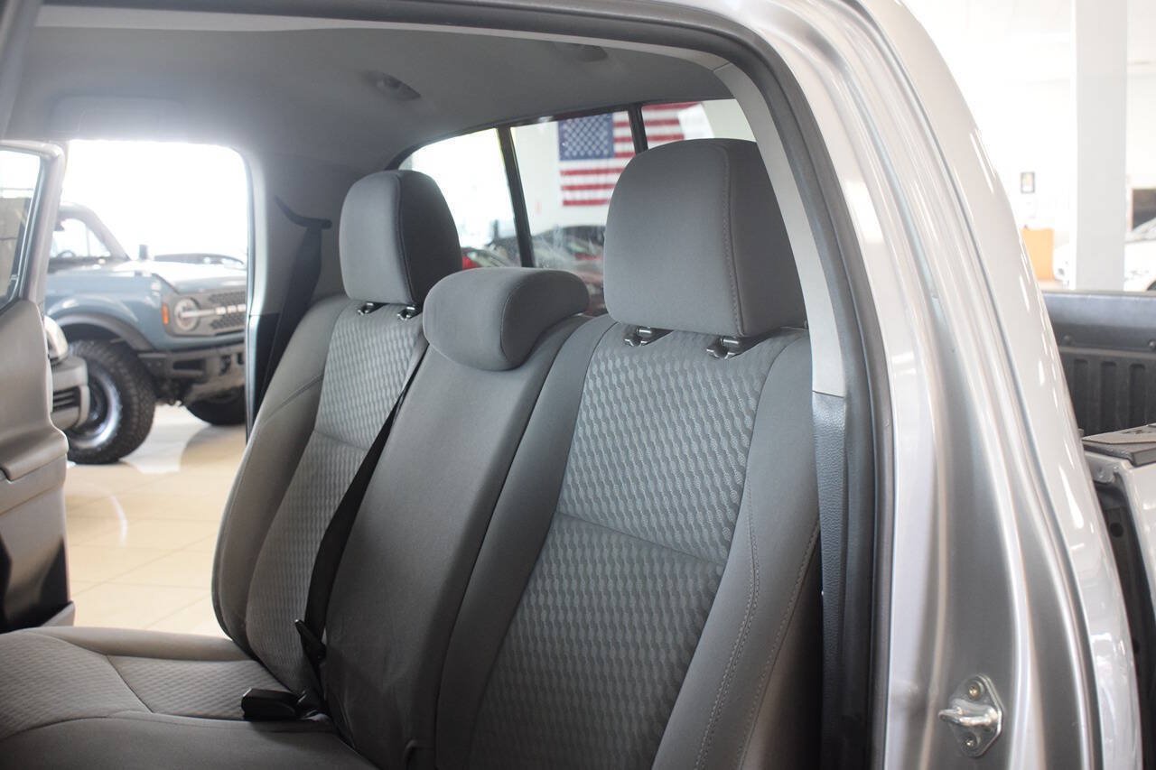 Used 2021 Toyota Tacoma SR5 w/ Technology Package AWD/4WD image 57