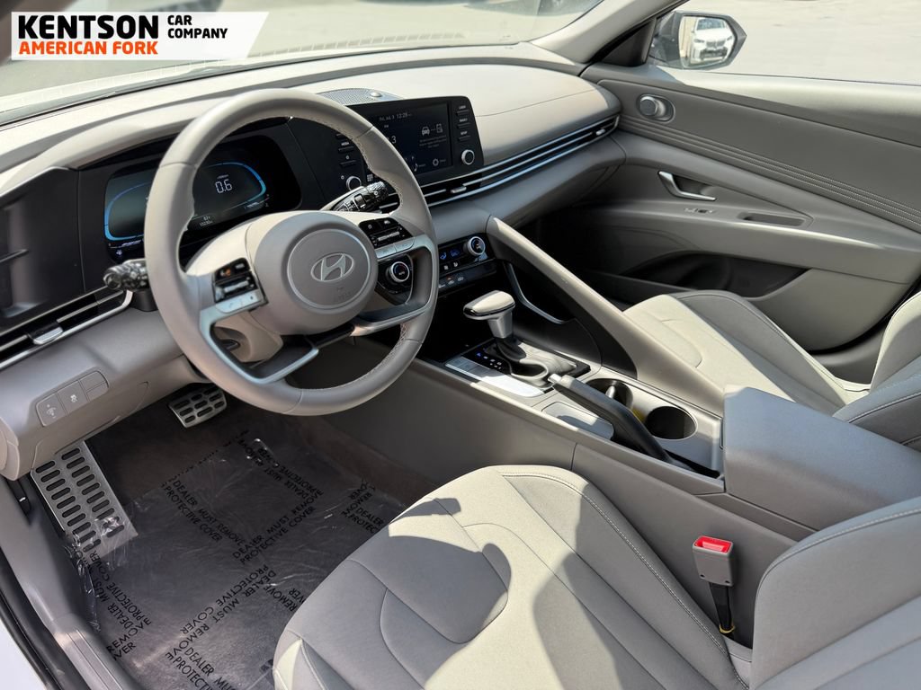 Used 2026 Hyundai Elantra Sport FWD image 26