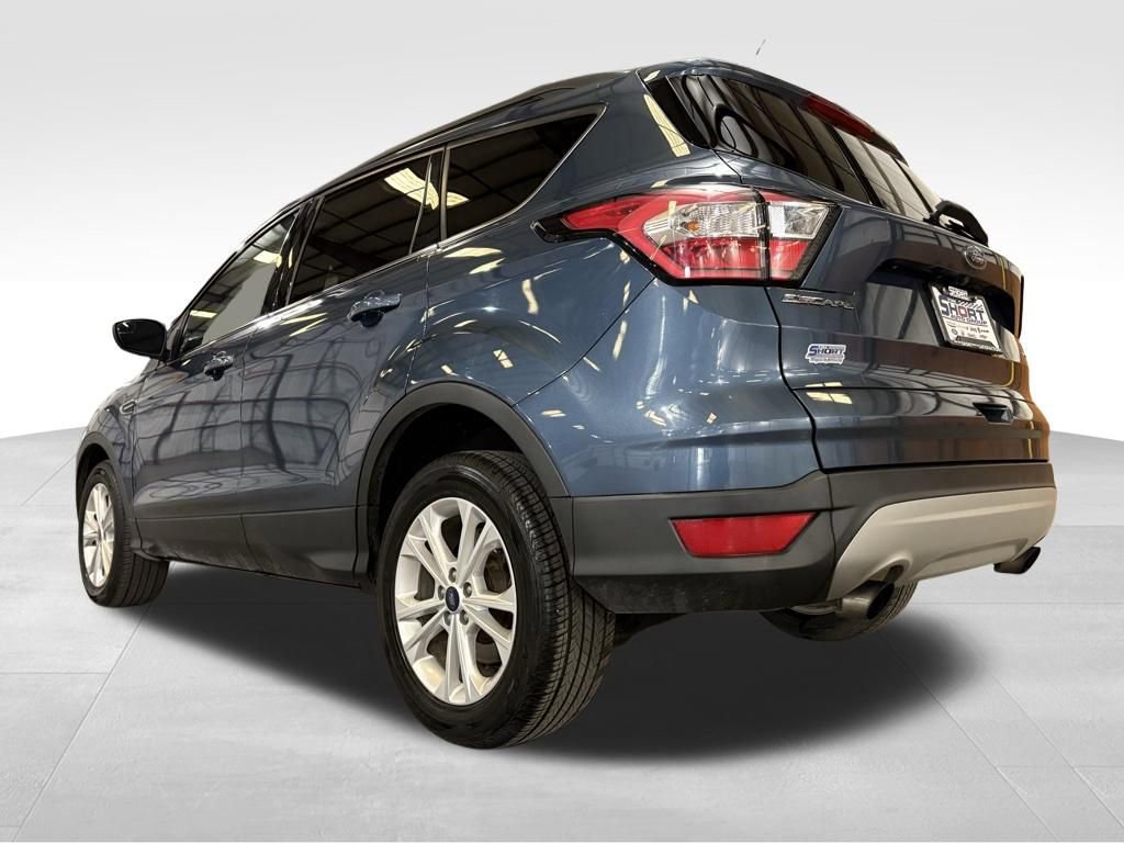 Used 2018 Ford Escape SE image 11