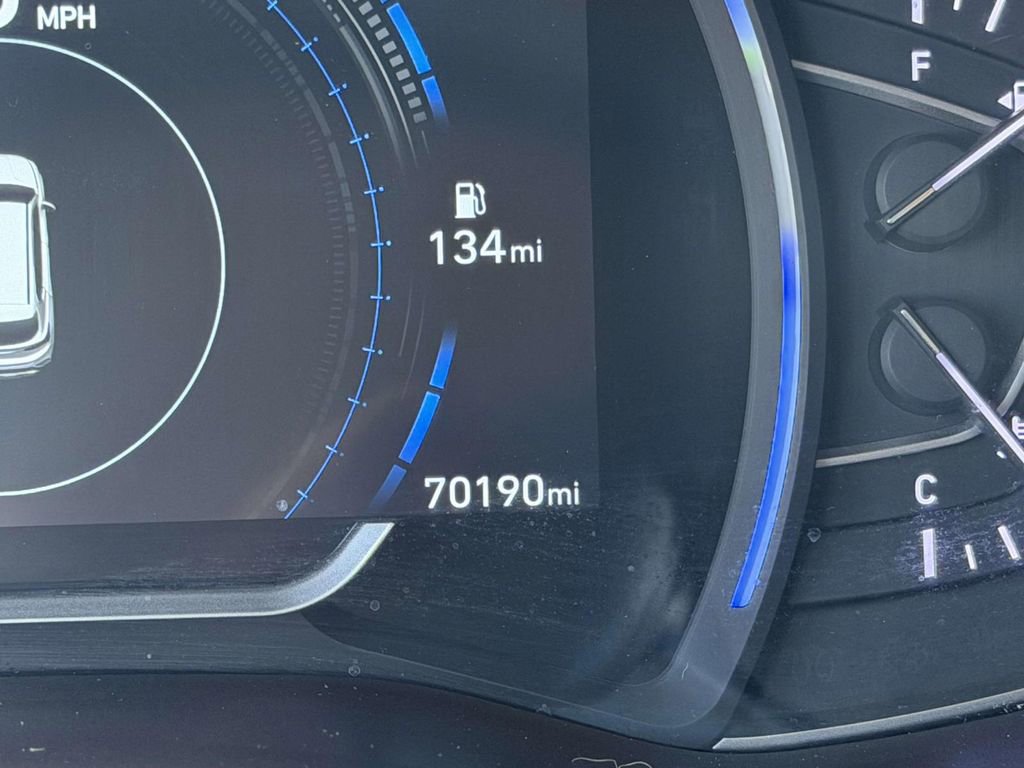 Used 2019 Hyundai Santa Fe SEL w/ Cargo Package AWD/4WD image 24
