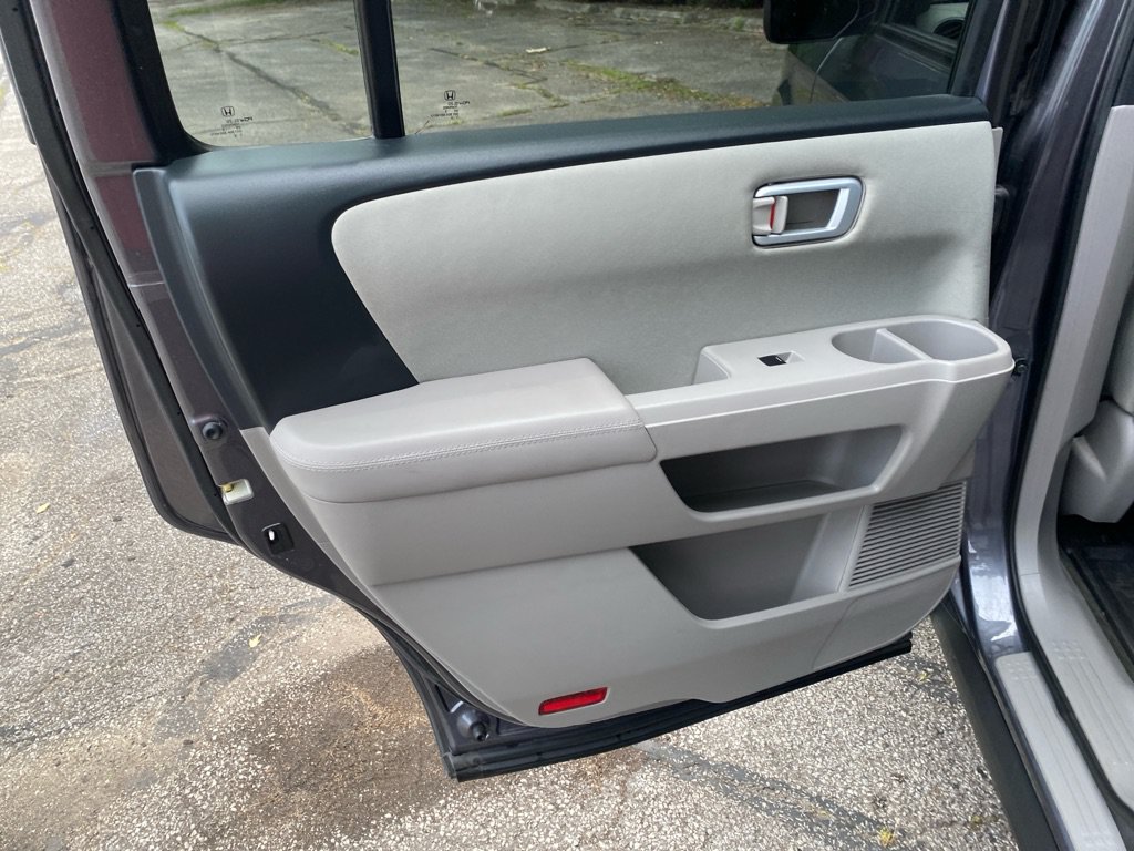 Used 2015 Honda Pilot LX image 21