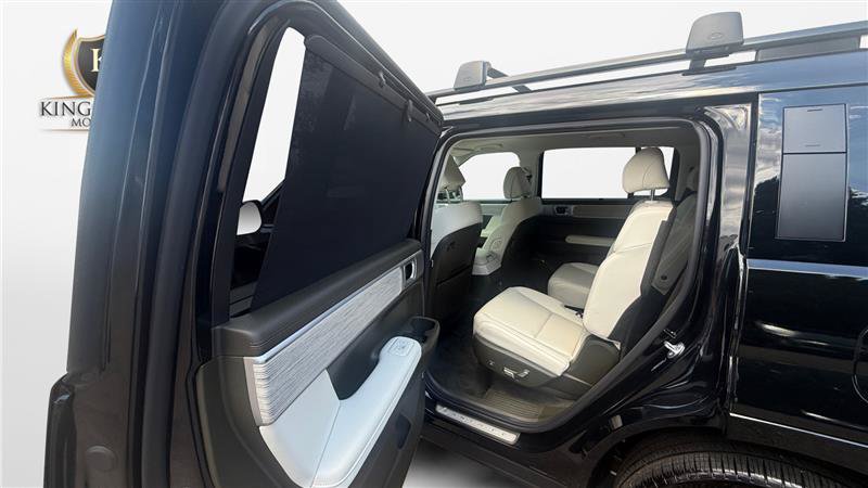 Used 2025 Hyundai Santa Fe Calligraphy FWD image 22