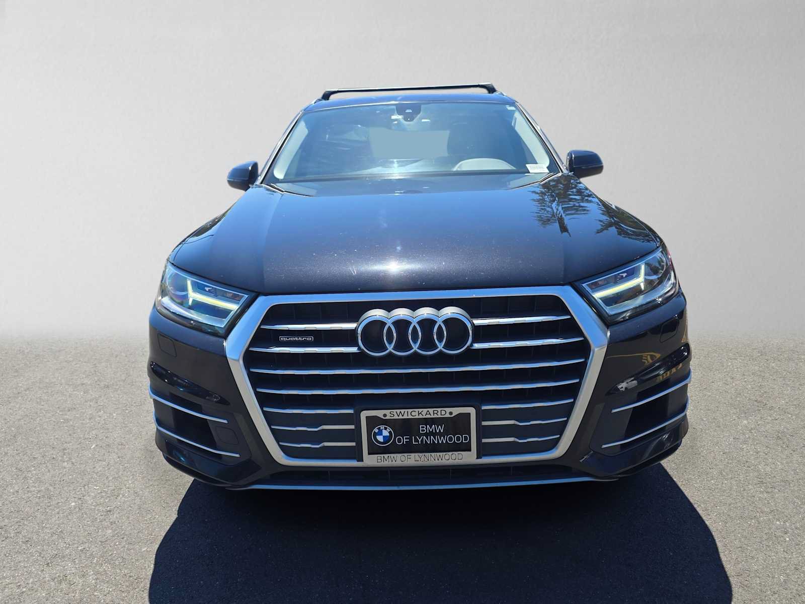 Used 2017 Audi Q7 3.0T Premium AWD/4WD image 8