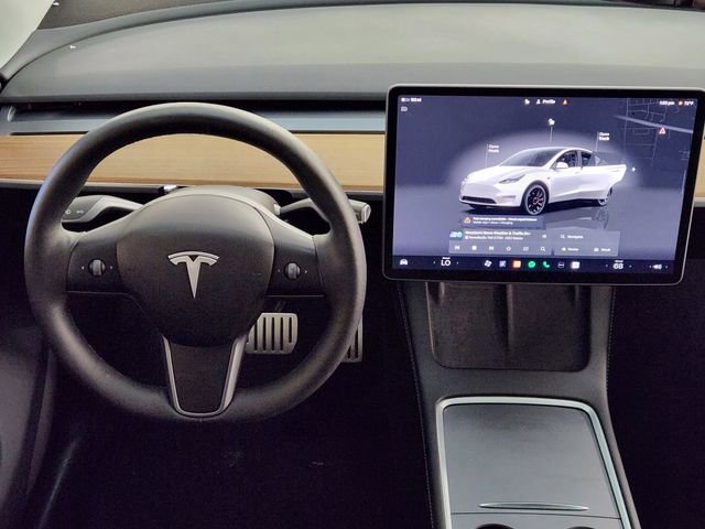 Used 2024 Tesla Model Y Performance image 24