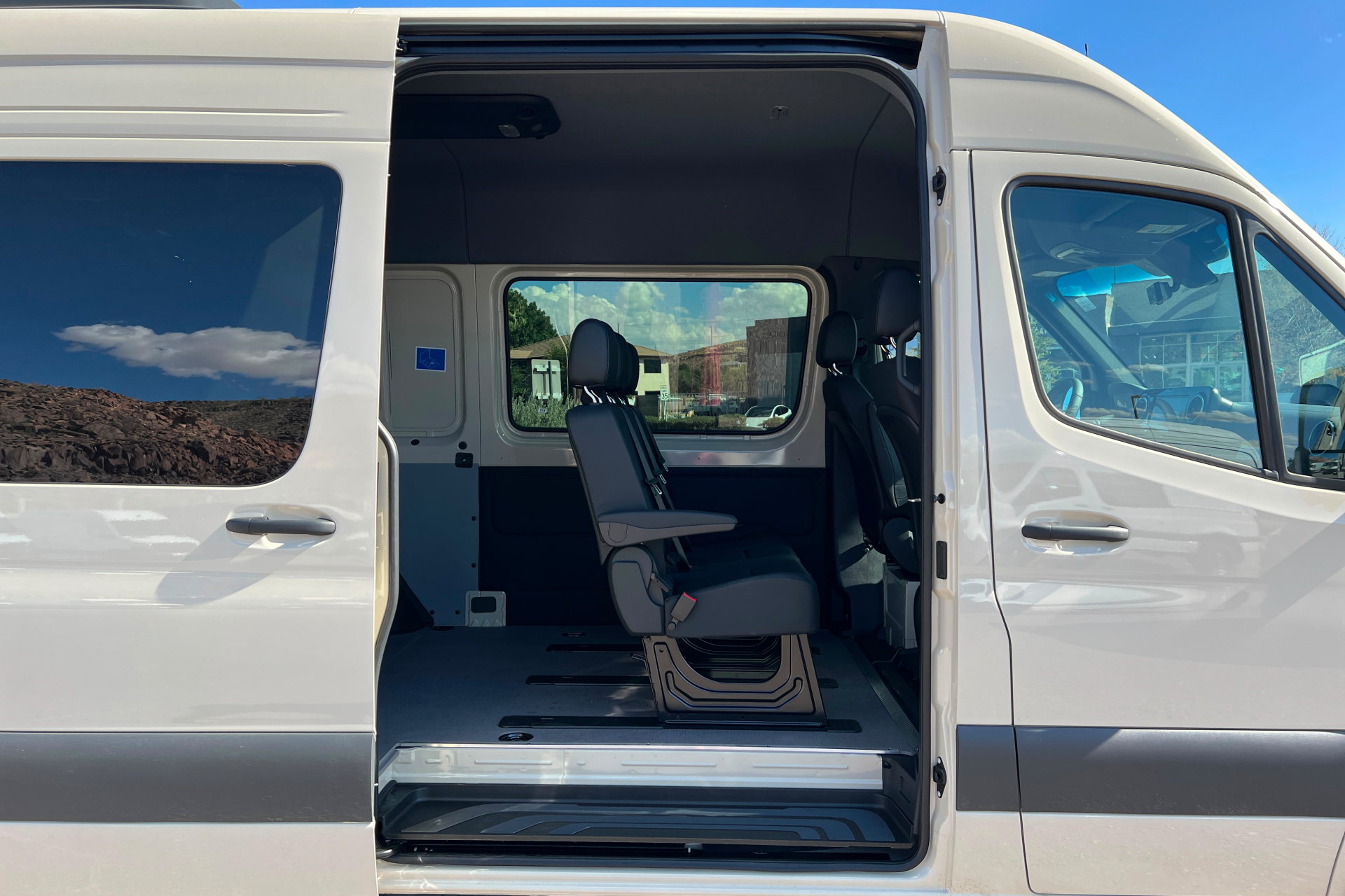 New 2026 Mercedes-Benz Sprinter 2500 image 19