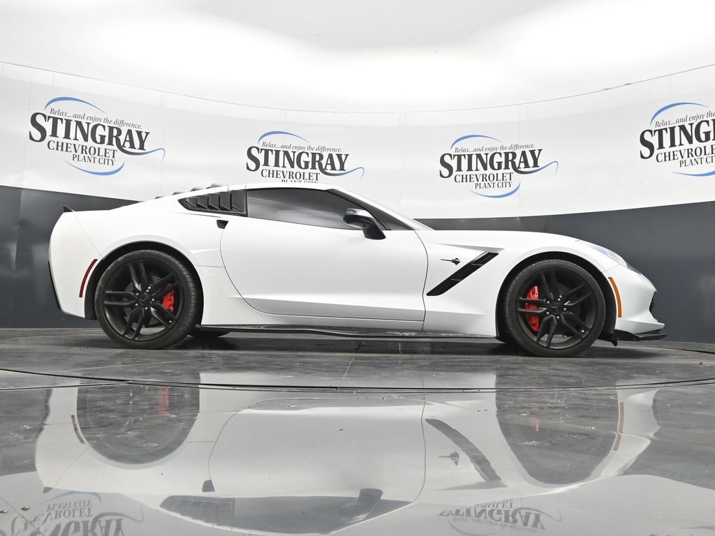 Used 2019 Chevrolet Corvette Stingray Coupe w/ Carbon Flash Badge Package RWD image 33