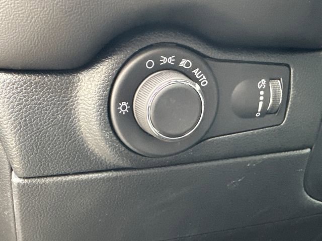 Certified 2024 Dodge Durango GT image 30