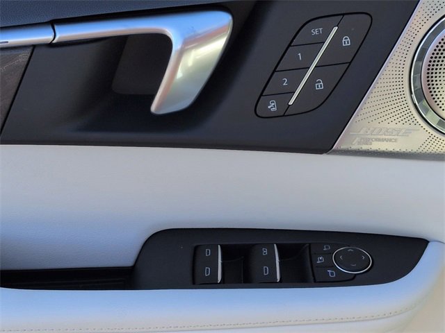 New 2026 Buick Enclave Avenir w/ Super Cruise Package image 24