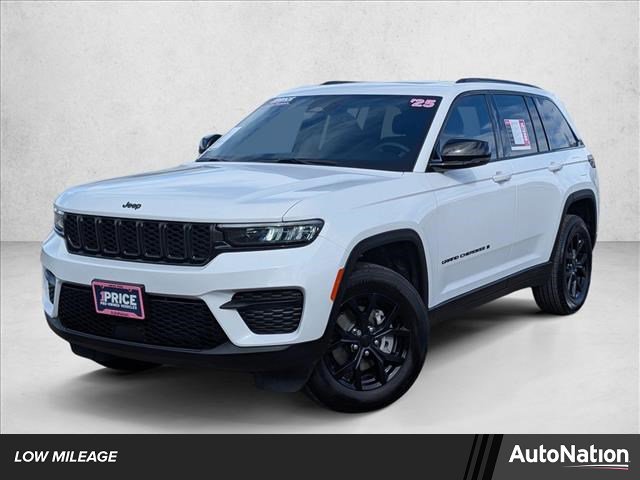 Used 2025 Jeep Grand Cherokee Altitude