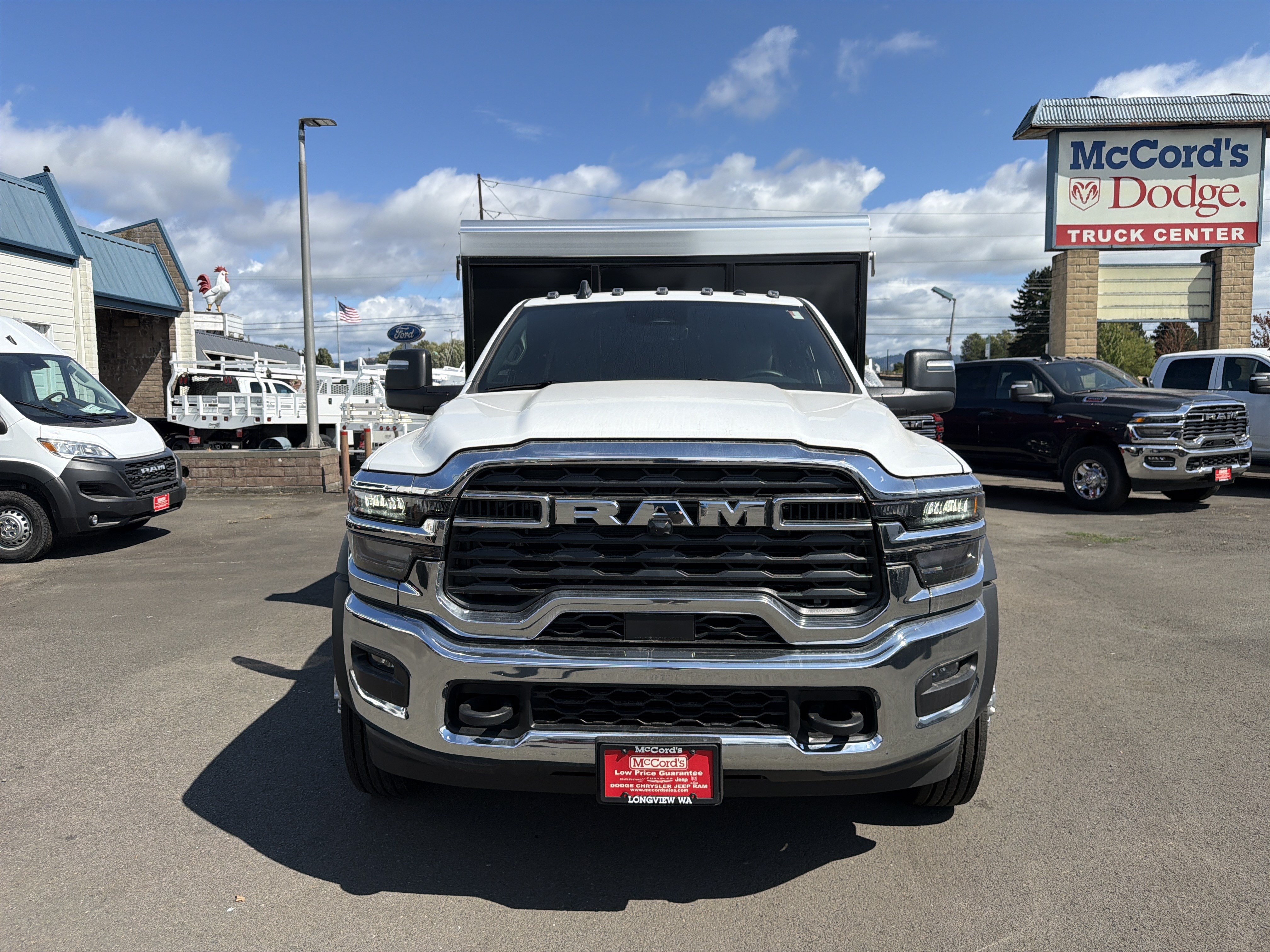 New 2026 RAM 5500 Tradesman w/ Chrome Appearance Group AWD/4WD image 10