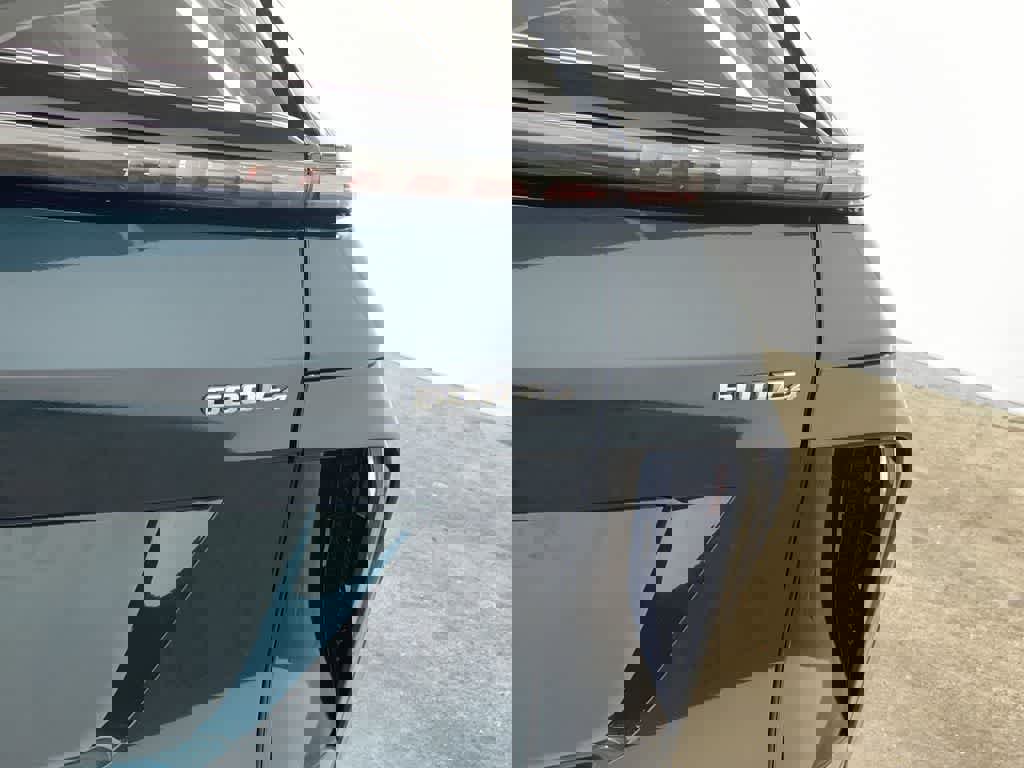 Certified 2025 Cadillac Lyriq Luxury w/ Nappa Leather Package image 11