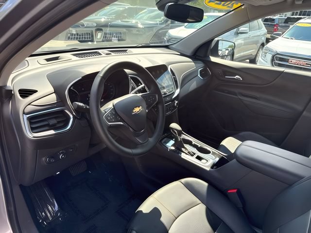 Used 2024 Chevrolet Equinox Premier AWD/4WD image 12