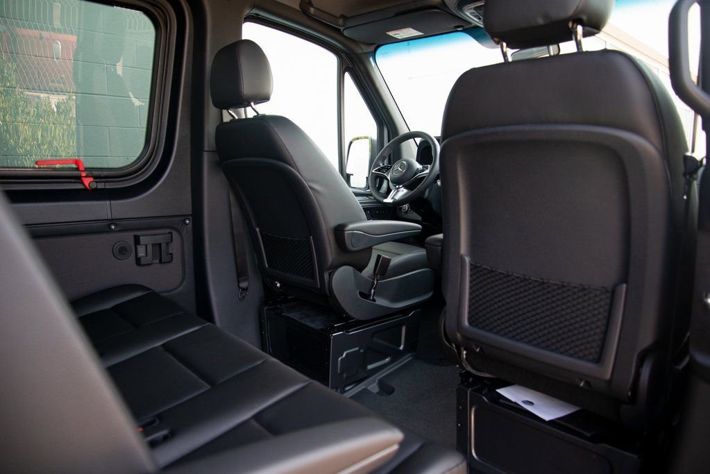 New 2025 Mercedes-Benz Sprinter 2500 image 21