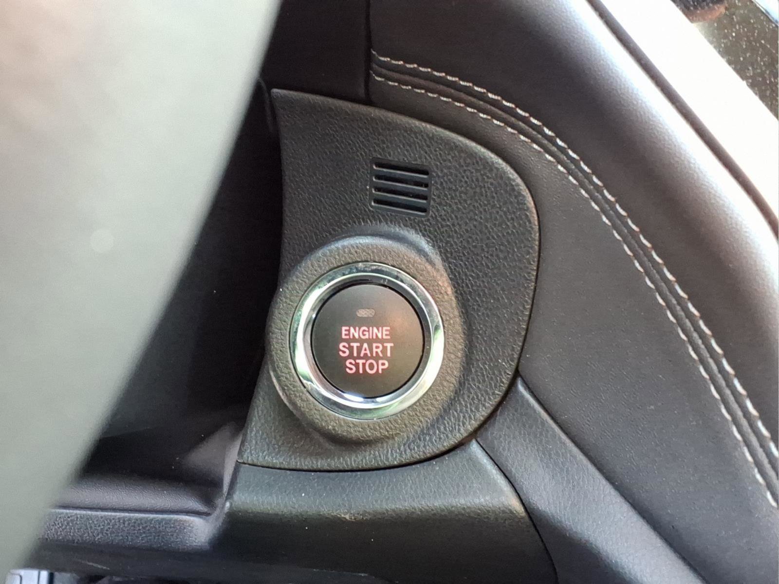 Used 2025 Subaru Outback Premium w/ Popular Package #1A image 15