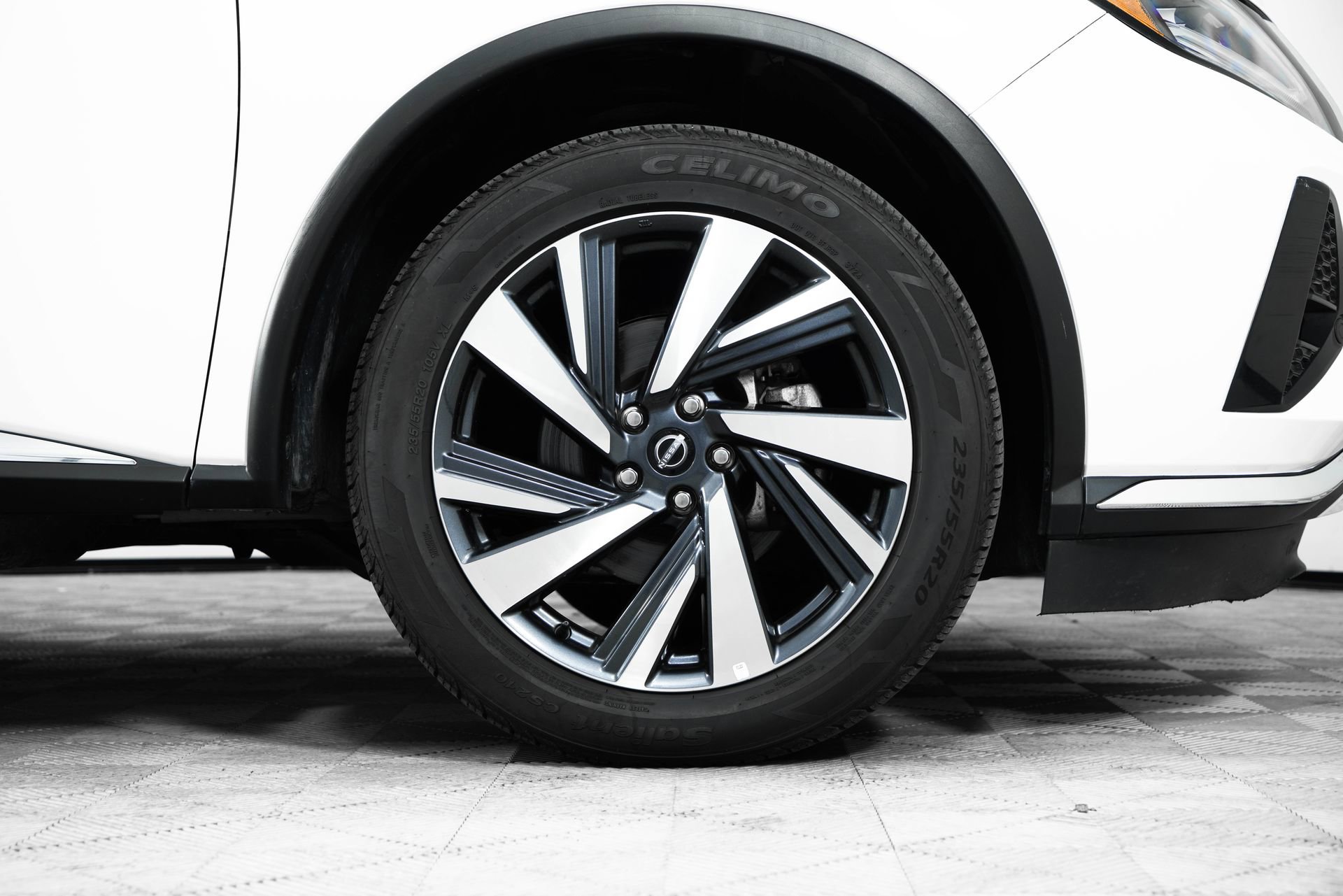 Used 2023 Nissan Murano SL w/ SL Moonroof Package image 9