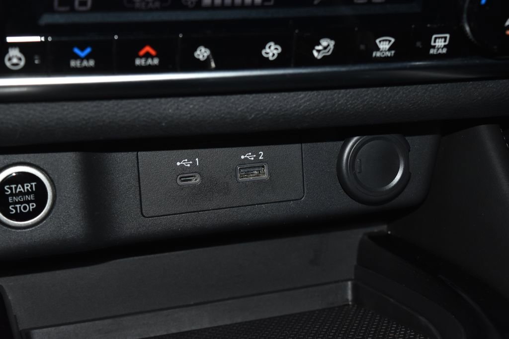 Certified 2021 Nissan Rogue SL w/ Premium Package image 14