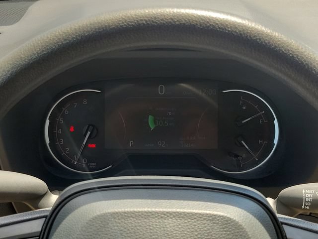 Used 2025 Toyota RAV4 XLE FWD image 23