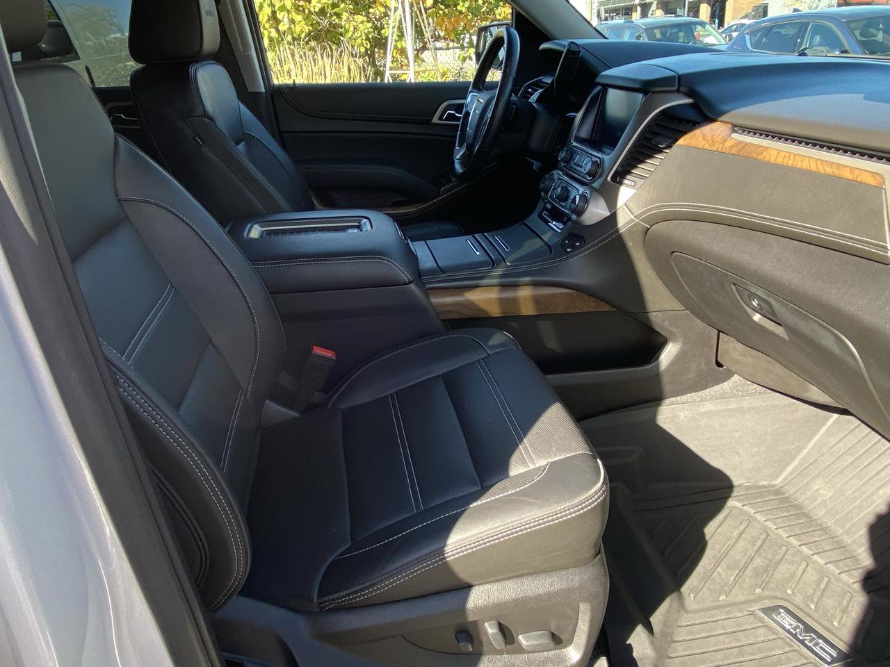Used 2019 GMC Yukon Denali w/ Open Road Package AWD/4WD image 16