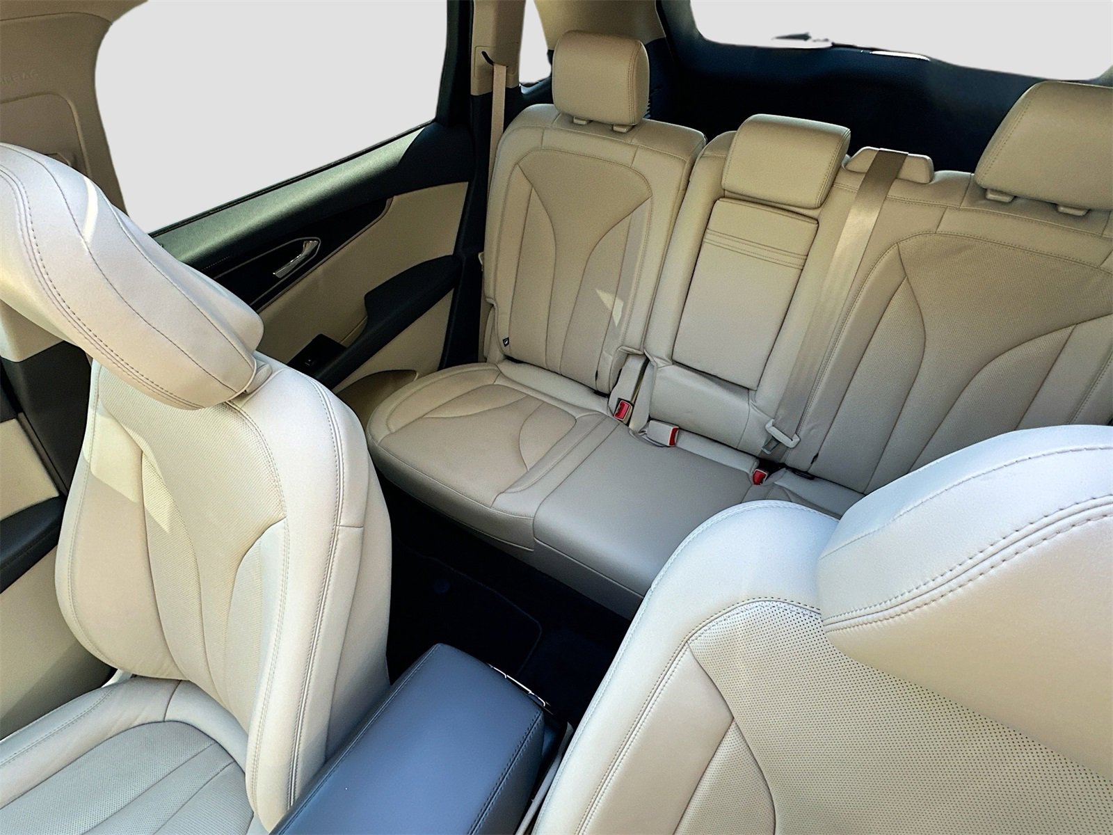 Used 2020 Lincoln Nautilus Reserve w/ Equipment Group 201A image 23